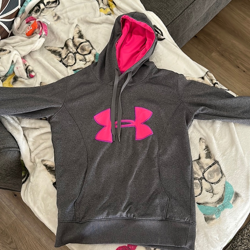 Under-Armour Hoodie